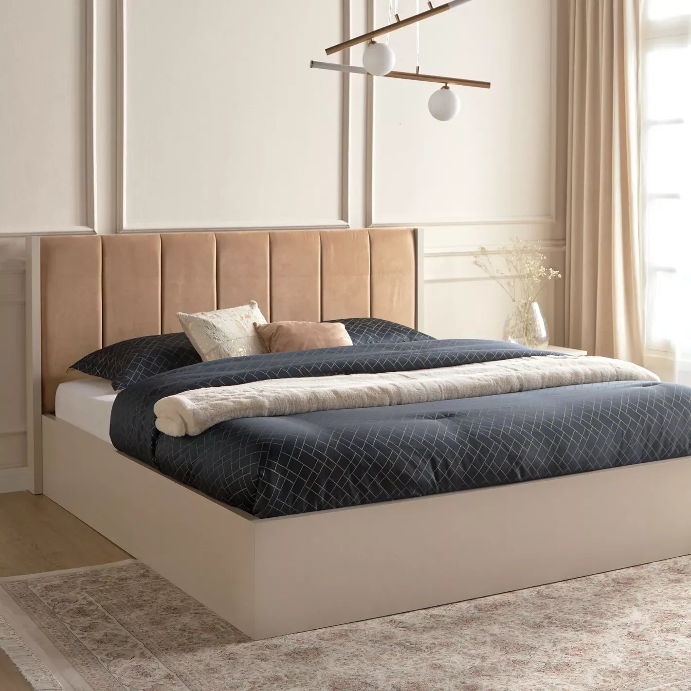 <strong>Product_type</strong>- lamsatfurniturellc