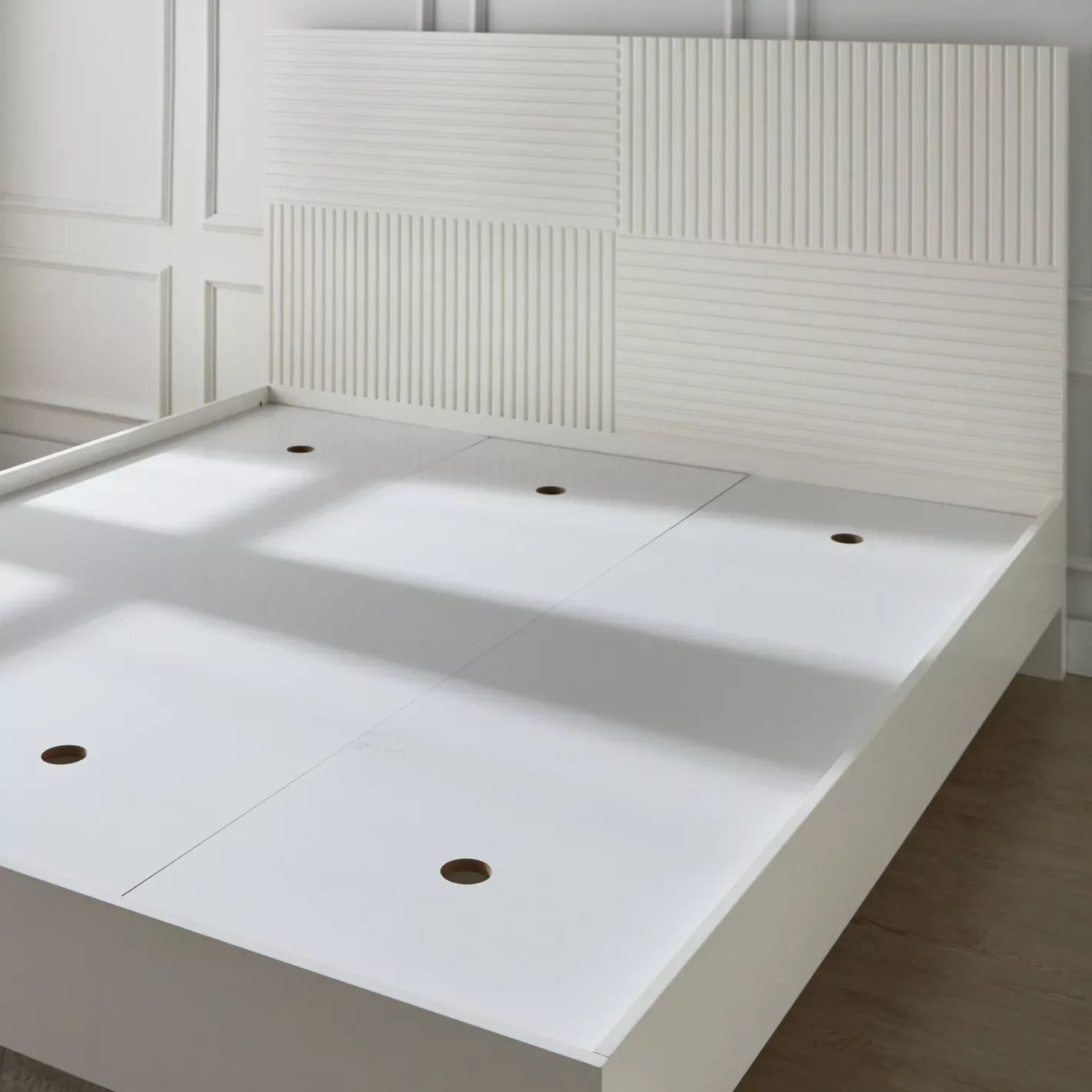<strong>Product_type</strong>- lamsatfurniturellc