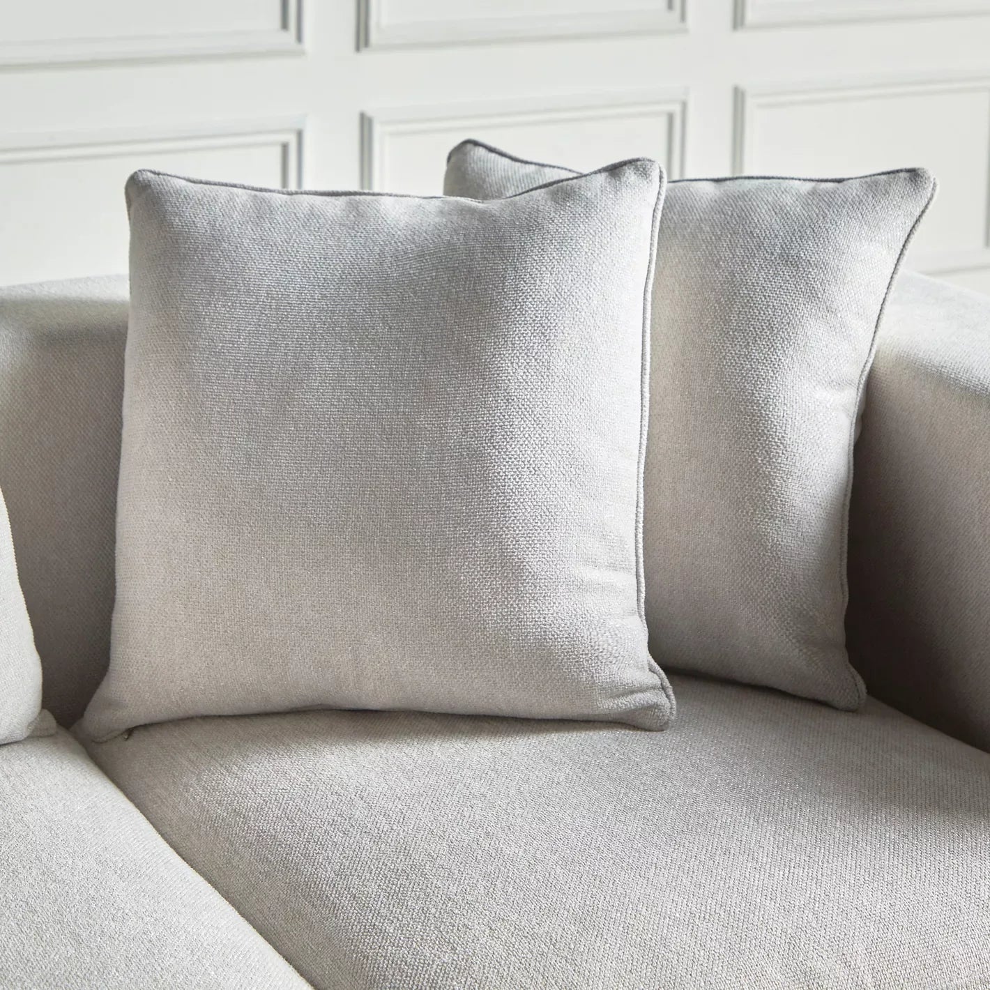 <strong>Product_type</strong>- lamsatfurniturellc