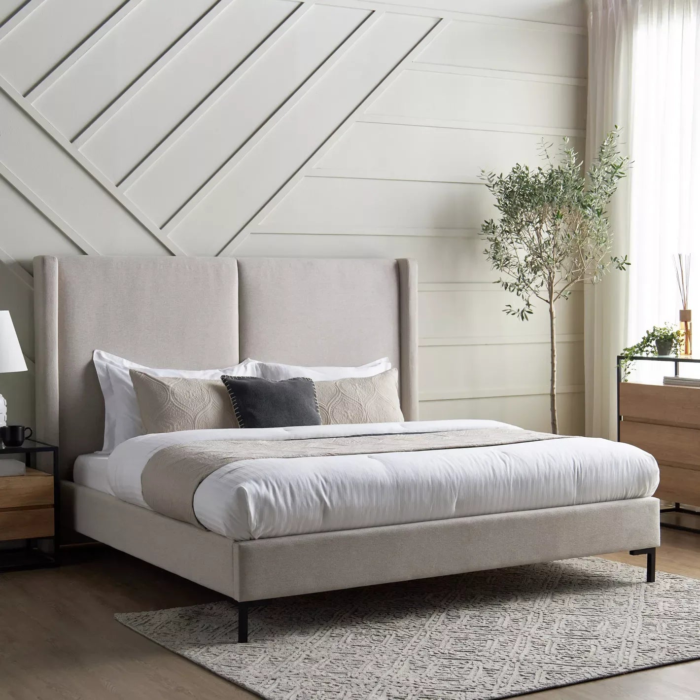 <strong>Product_type</strong>- lamsatfurniturellc
