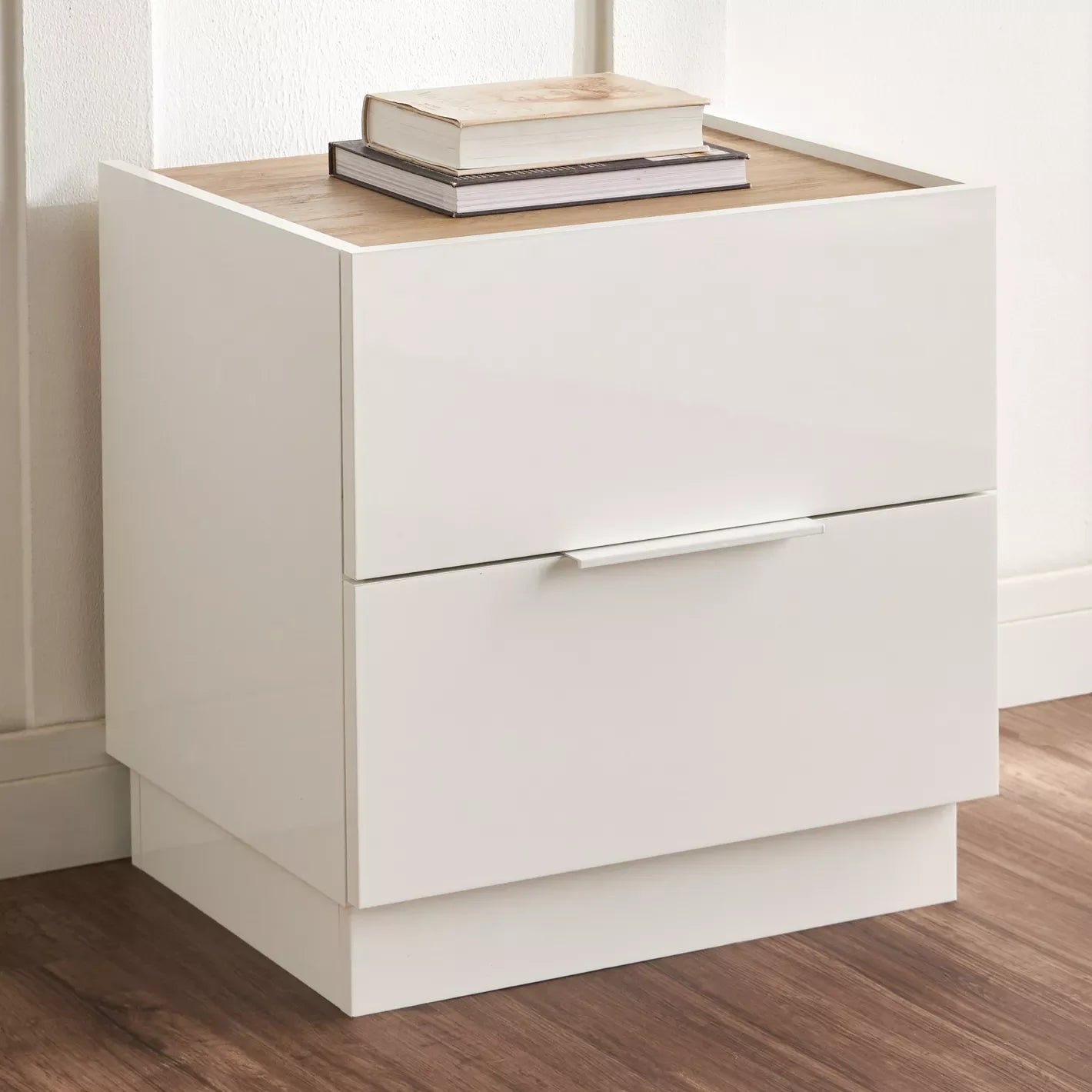 <strong>Product_type</strong>- lamsatfurniturellc