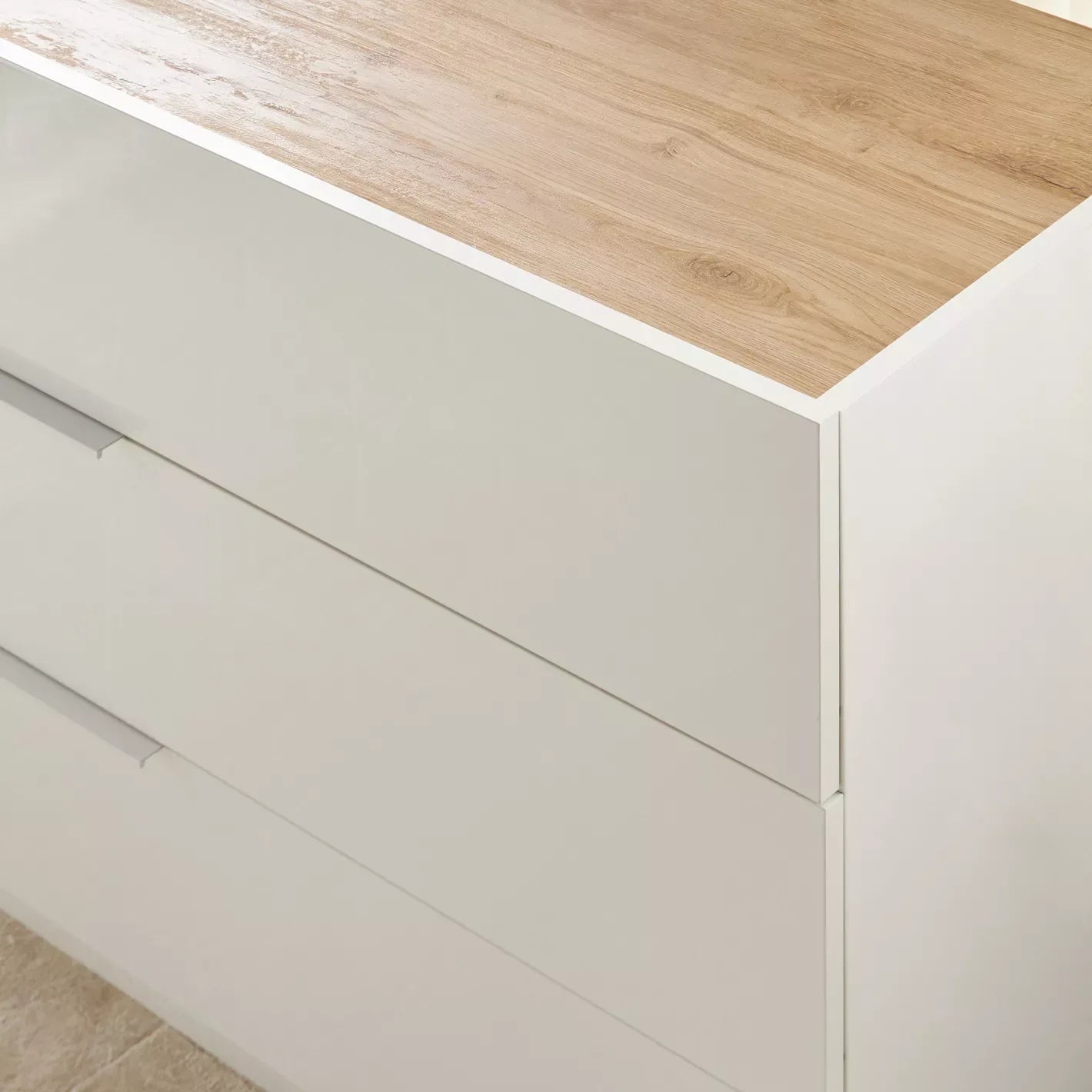 <strong>Product_type</strong>- lamsatfurniturellc