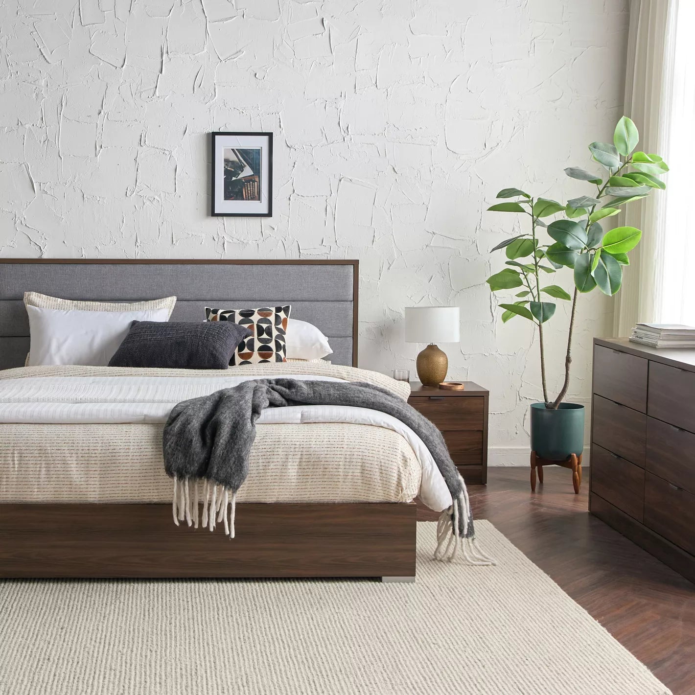 Italian Walnut 5-Piece King Bedroom Set - 180x200 cm